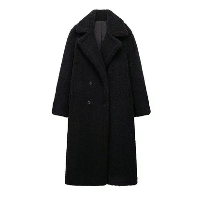 Oversized Coat With A Large Lapel Made Of Thick Lambswool Fleece